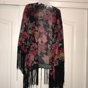 Long fringe kimono